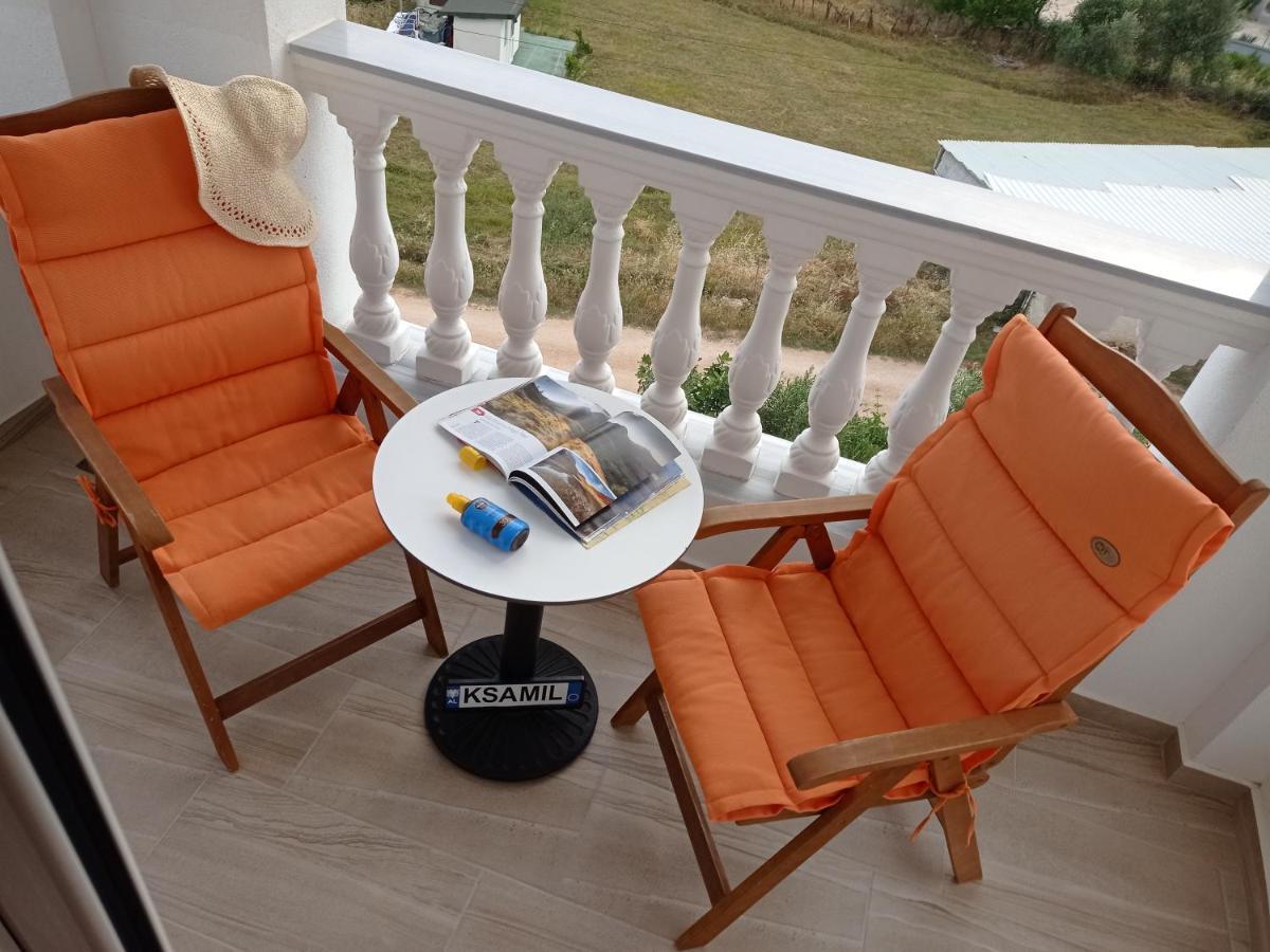 Studio with Terrace